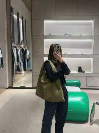 Picture of Bottega Veneta Handbags _SKUfw222507750fw